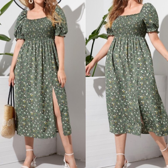 Dresses & Skirts - Plus size floral print thigh slit dress